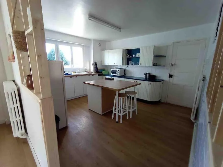 Vakantiehuis Spacieuse Maison Familiale Proche De La Mer, 11 Velos A Disposition Plouhinec