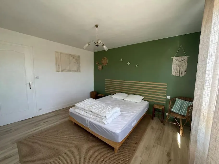 Spacieuse Maison Familiale Proche De La Mer, 11 Velos A Disposition Plouhinec  Vakantiehuis